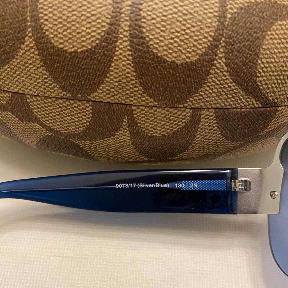 Coach Daniella Sunglasses - Picture 4 of 5